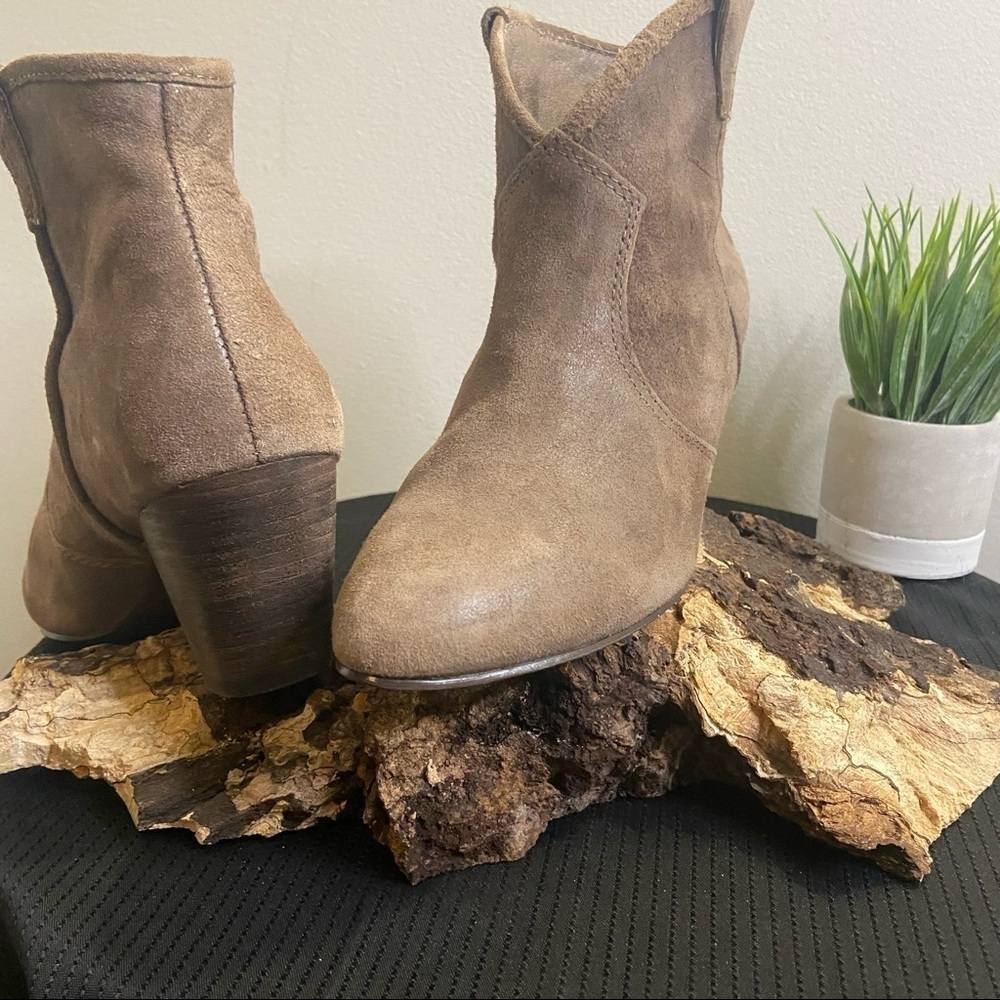 Host Pick 🎉ASH Jalouse Ankle Boots 💕 - Picture 12 of 16